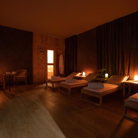 B&B Quattro Stagioni Charme And Wellness Besnate Zewnętrze zdjęcie