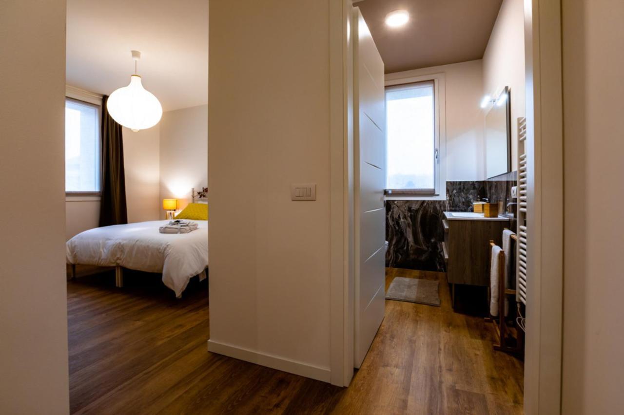 B&B Quattro Stagioni Charme And Wellness Besnate Zewnętrze zdjęcie