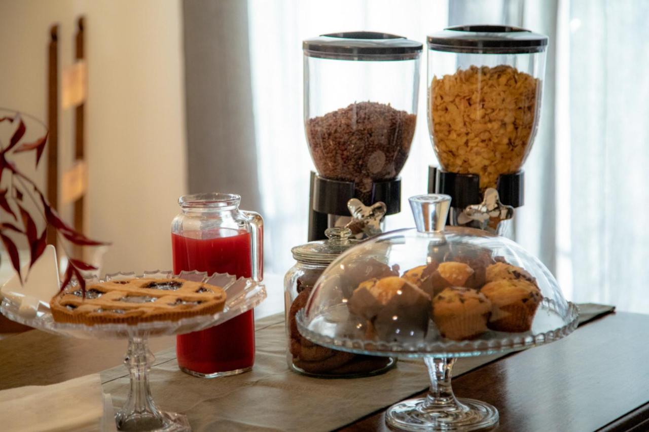 B&B Quattro Stagioni Charme And Wellness Besnate Zewnętrze zdjęcie