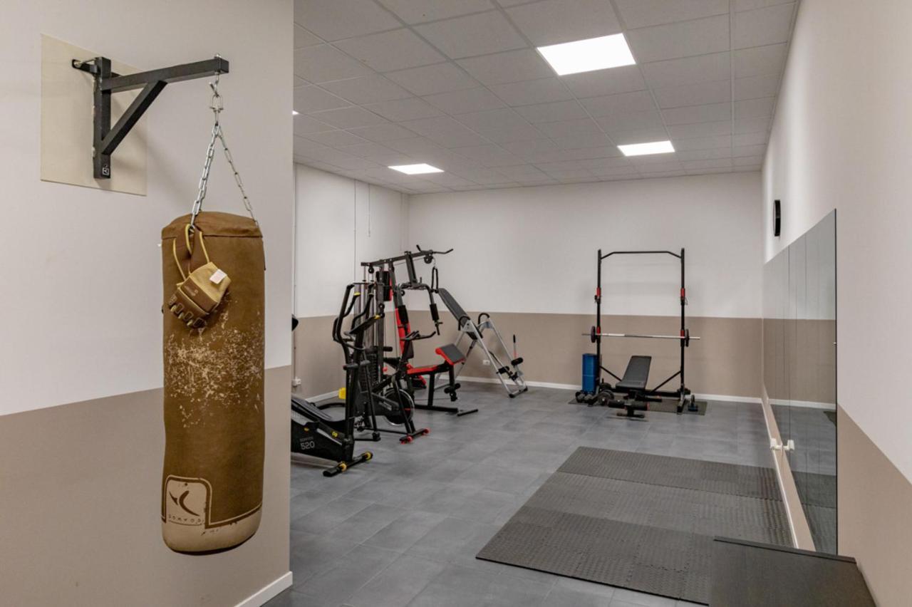 B&B Quattro Stagioni Charme And Wellness Besnate Zewnętrze zdjęcie